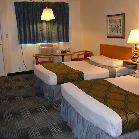 Agassiz Park Lodge - Under New Management McCreary Eksteriør bilde