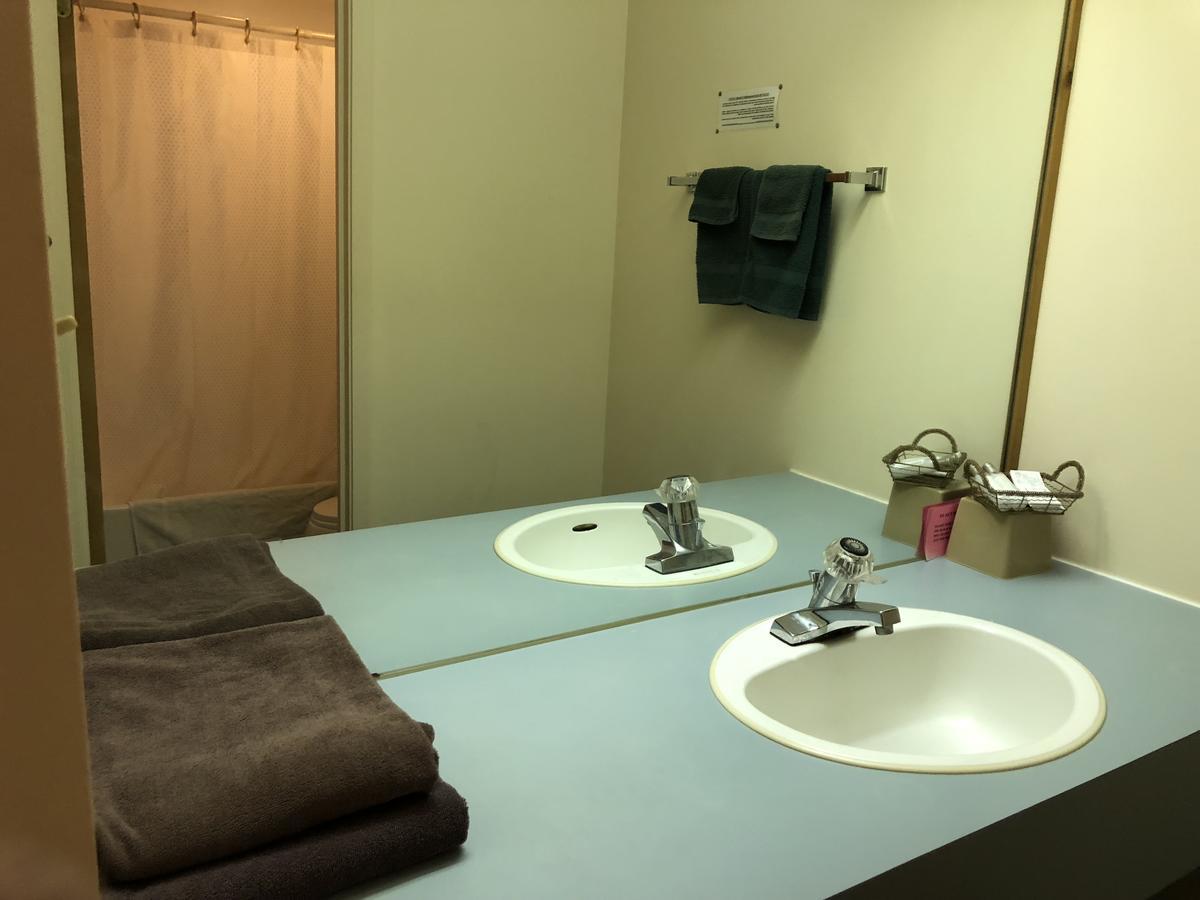 Agassiz Park Lodge - Under New Management McCreary Eksteriør bilde