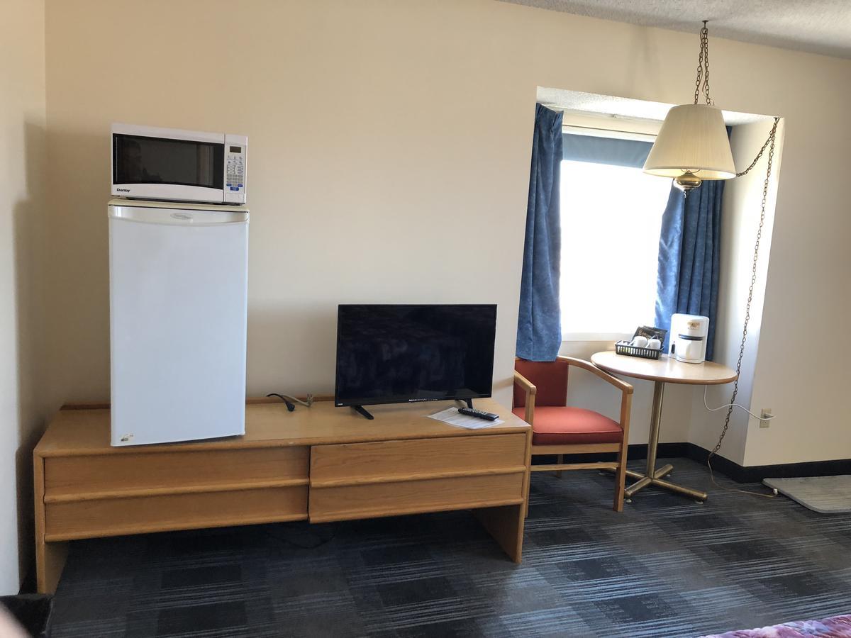 Agassiz Park Lodge - Under New Management McCreary Eksteriør bilde