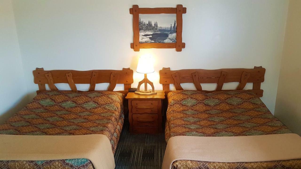 Agassiz Park Lodge - Under New Management McCreary Eksteriør bilde