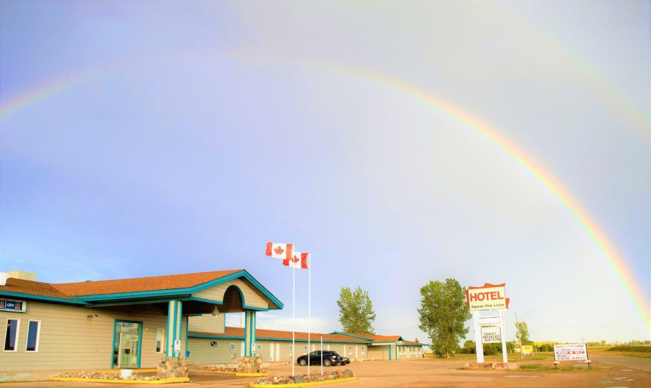 Agassiz Park Lodge - Under New Management McCreary Eksteriør bilde